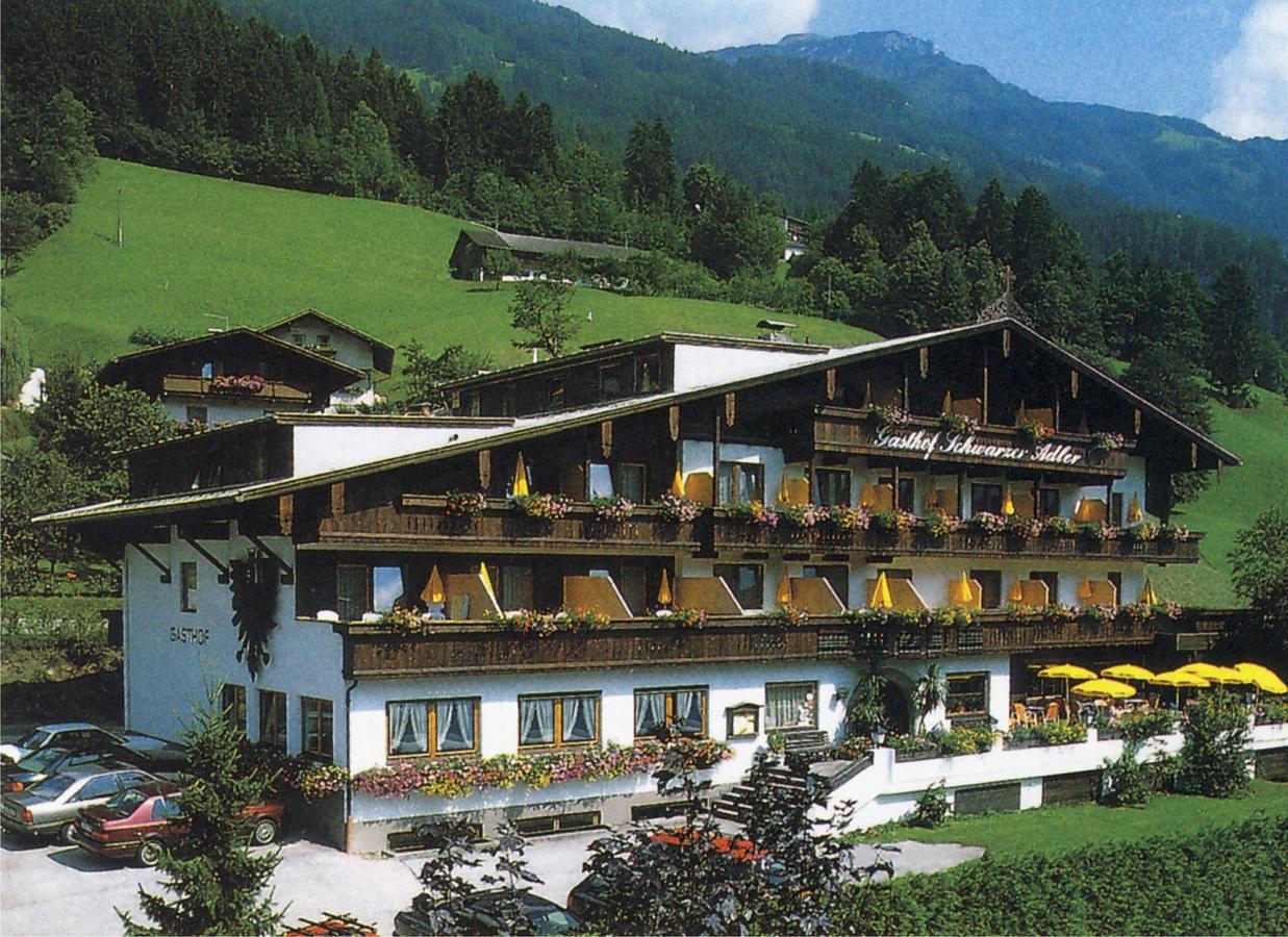 Hotel Schwarzer Adler Hippach Kültér fotó
